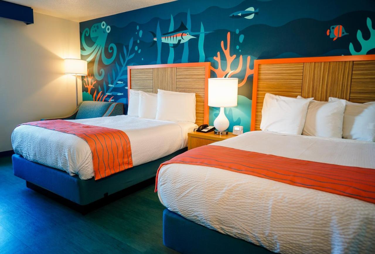 Castaway Bay By Cedar Point Resorts Sandusky Exterior photo