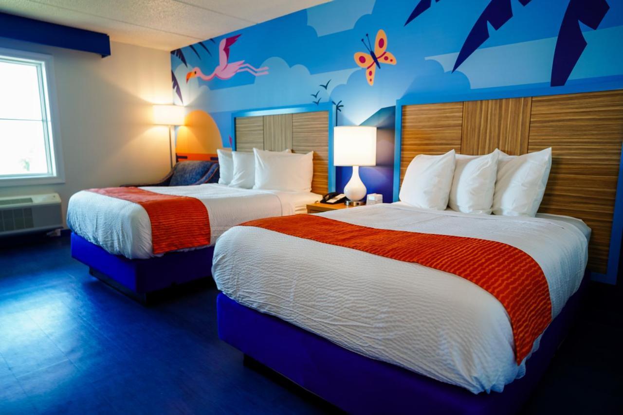 Castaway Bay By Cedar Point Resorts Sandusky Exterior photo