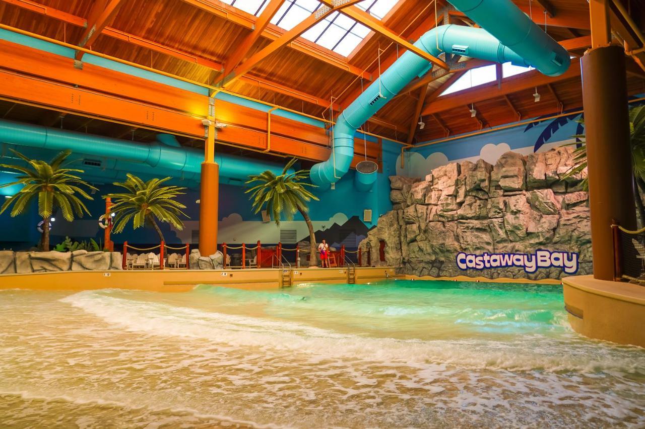Castaway Bay By Cedar Point Resorts Sandusky Exterior photo